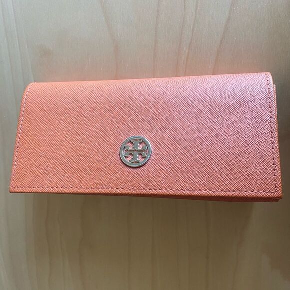 Tory Burch Handbags - Tory Burch Orange Sunglasses Leather Case Magnetic Closure